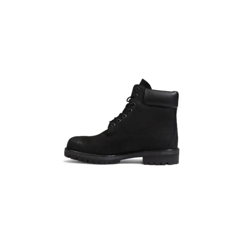 Black lace-up work boot from Timberland Men’s Black Leather Boots Fall Winter collection
