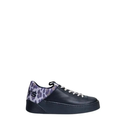 Black leather sneaker with leopard print heel from Levi’s Women’s collection