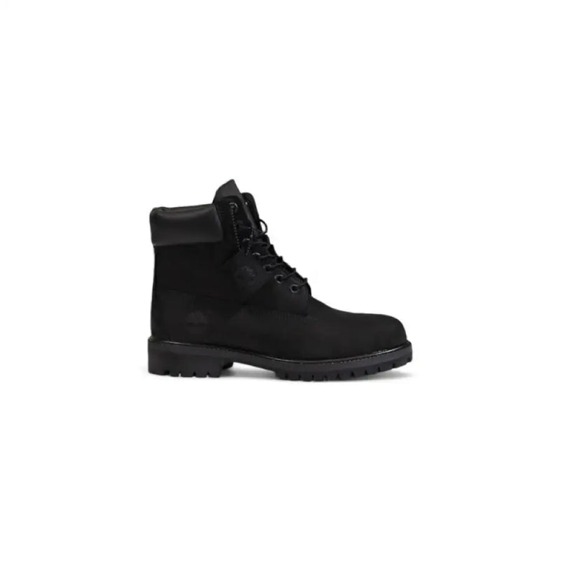 Black leather work boots from Timberland for men, perfect for Fall and Winter wear