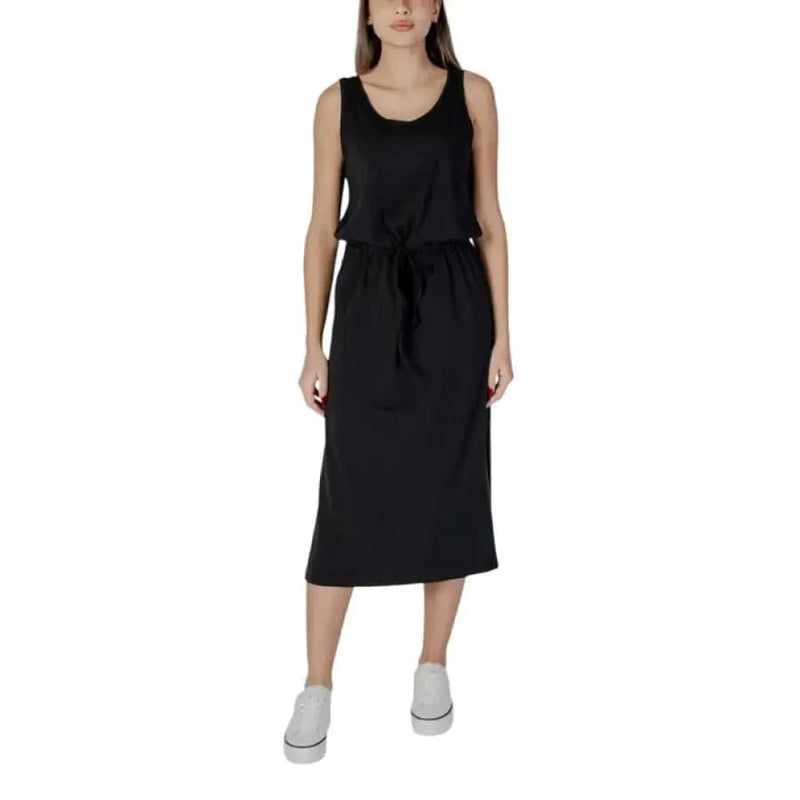 Black sleeveless midi dress showcased in B.young White Polka Dot Sleeveless Dress