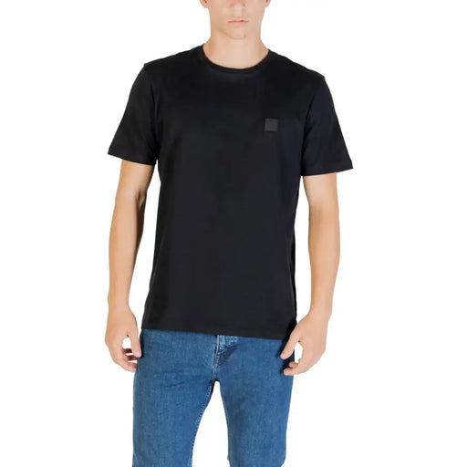 Men’s black short-sleeve cotton T-shirt with chest pocket from Boss Men collection