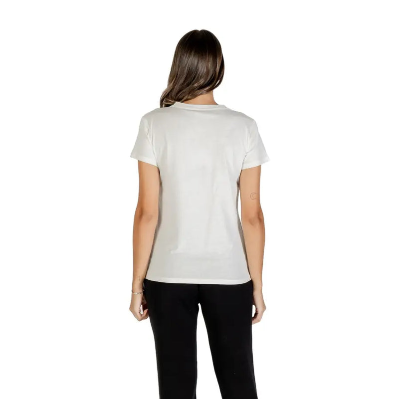 Light-colored short-sleeved cotton T-shirt with V-neck and pocket for women