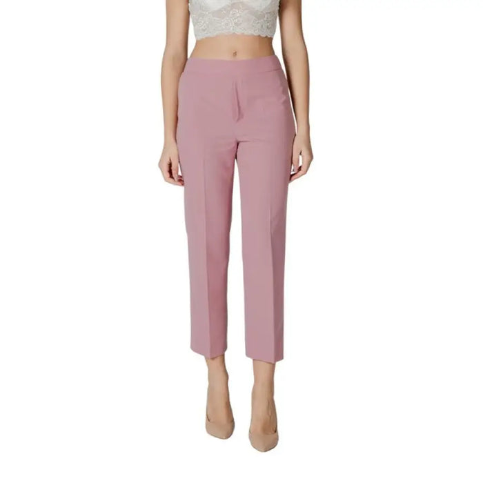 Pink Cropped Trousers showcasing a stylish and modern design for contemporary fashion