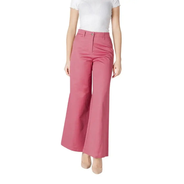Pink wide-leg trousers designed for style and comfort in fashionable attire