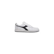 White leather sneaker with black accents from Diadora, Men’s Size 3