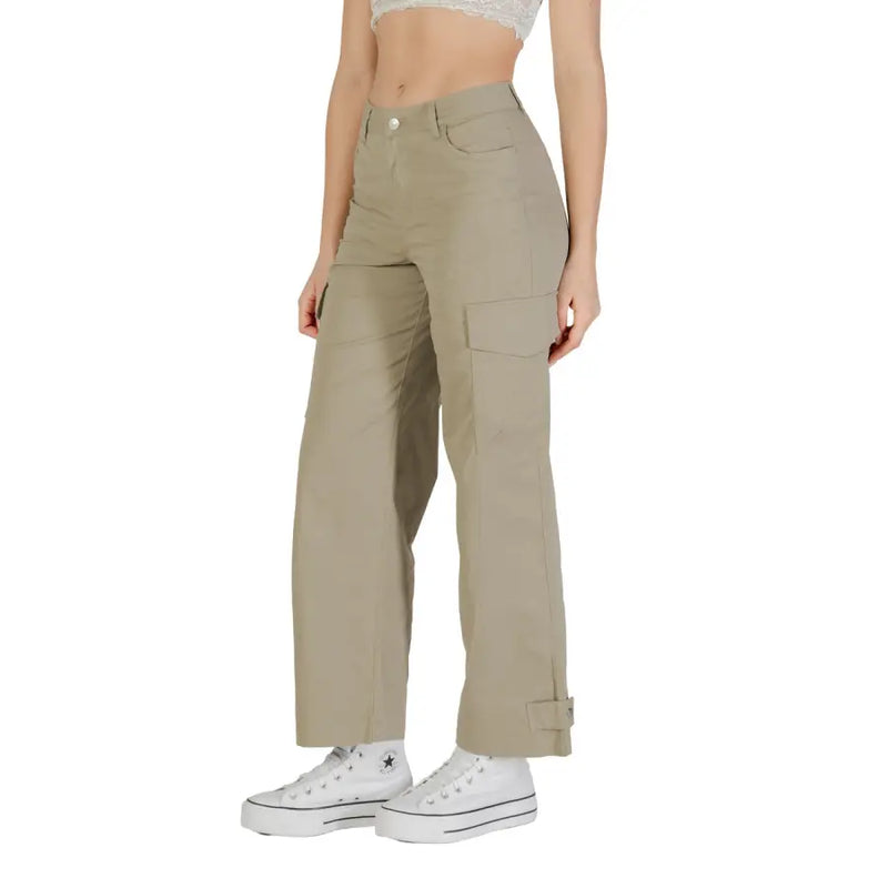 Women beige cotton elastane high-waisted cargo trousers with side pockets and cinched ankles