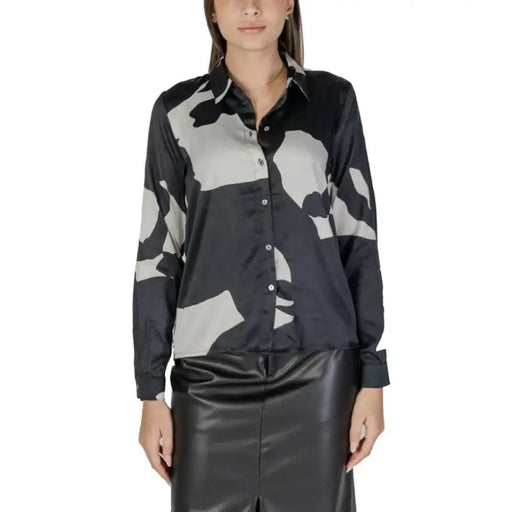 Abstract patterned black and grey button-down blouse for women with long V-neck design