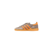 Adidas originals handball spezial sneaker in grey and orange suede with gum sole.
