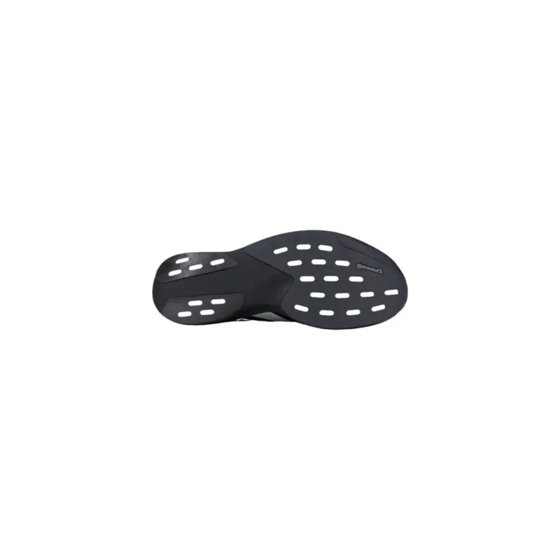 Adidas Baskets pour homme en tissu synthétique noir avec semelle en caoutchouc noir, ornées de découpes ovales blanches et du logo Continental sur le côté arrière du talon.