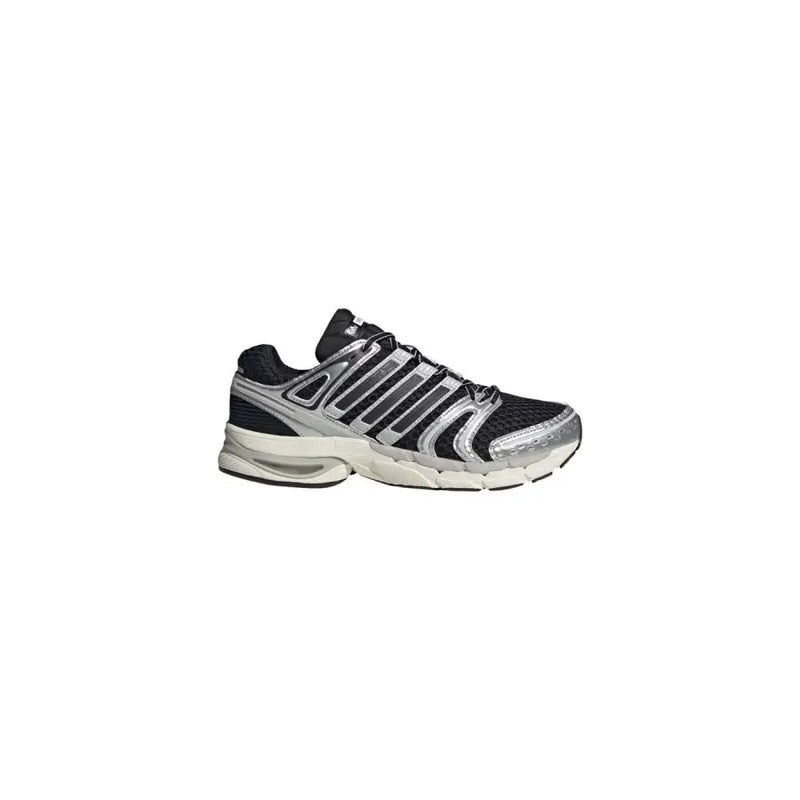 Adidas Baskets Originals Control 5 pour homme, noires en synthétique avec empeigne en mesh noir et argent, bandes métalliques et semelle intermédiaire blanche.