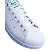 Baskets adidas Stan Smith en cuir blanc avec logo synthétique vert sur la languette, modèle homme M20324 FX5502