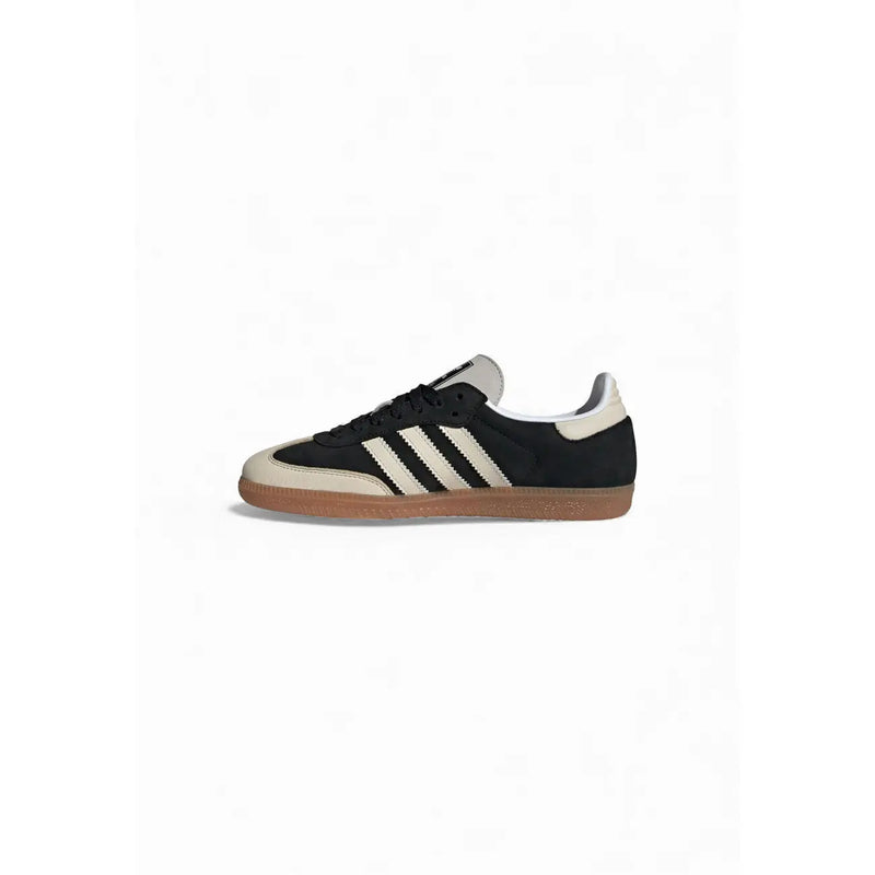 Adidas Originals women leather samba sneakers black with cream suede upper three stripes and gum rubber sole