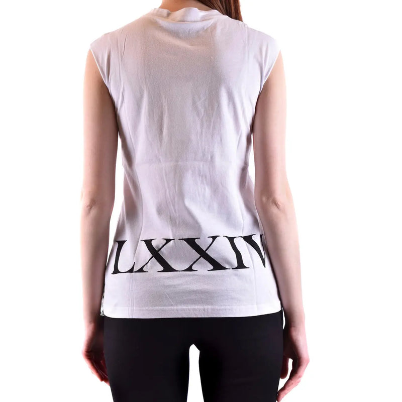 Vue de dos du débardeur blanc sans manches en coton Alexander McQueen pour femme top avec l'inscription LXXIV en noir sur le bas du dos