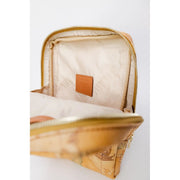 Sac bandoulière beige pour homme Alviero Martini Prima Classe, orné d'un imprimé carte vintage et d'une fermeture éclair dorée.