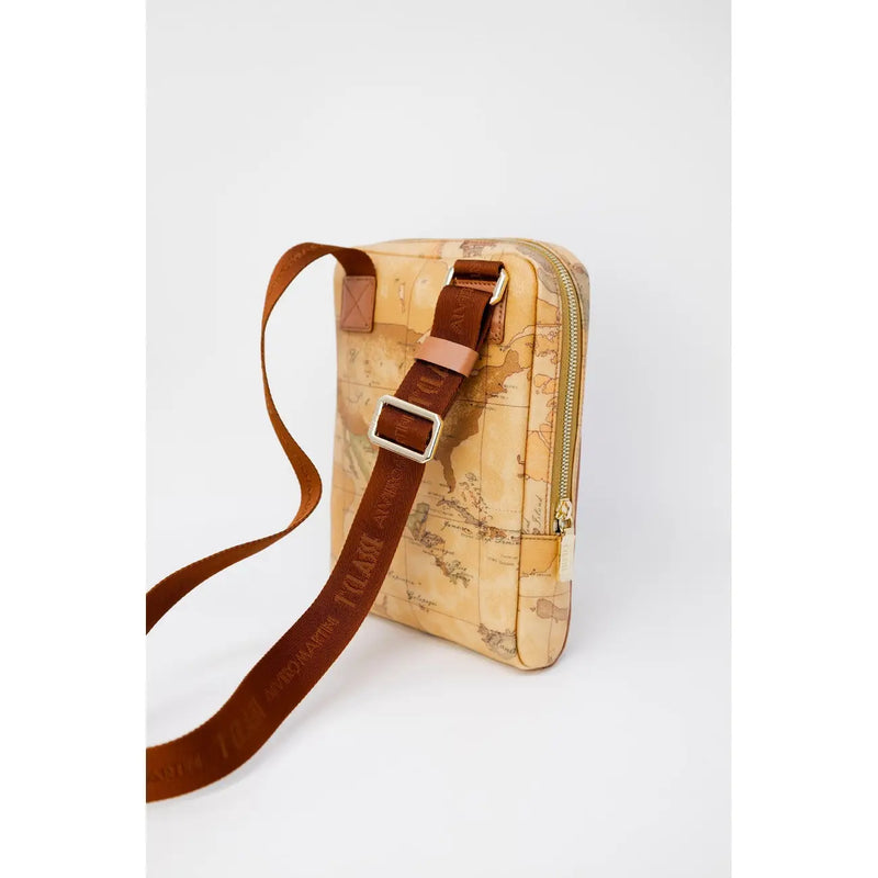 Sac bandoulière beige pour homme Alviero Martini Prima Classe, motif carte du monde, bandoulière en cuir marron et fermeture éclair dorée.
