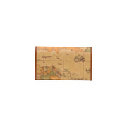 Portefeuille zippé en cuir beige pour femme Alviero Martini Prima Classe orné d'une carte du monde vintage sépia avec des accents verts et orange