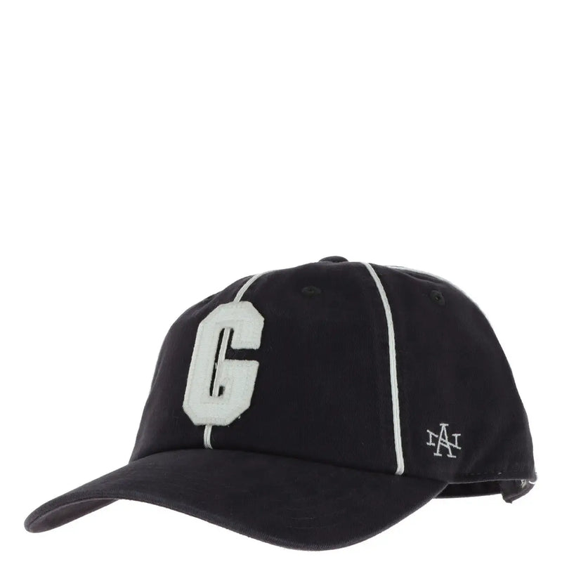 Casquette Black American Needle pour homme en coton avec un grand écusson brodé blanc représentant un g et un la près de la visière