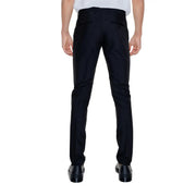 Antony Morato Pantalon noir pour homme en polyester mélangé, coupe slim élégante et détails de coutures discrets.