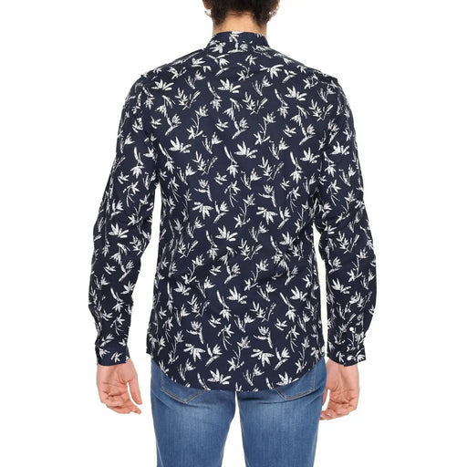 Antony Morato Chemise homme bleue en coton à manches longues, col mandarin, ornée d'un imprimé botanique blanc.