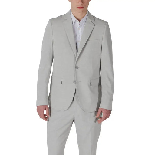 Antony morato Blazer homme en lin mélangé gris clair, à la texture structurée et fermeture à deux boutons.