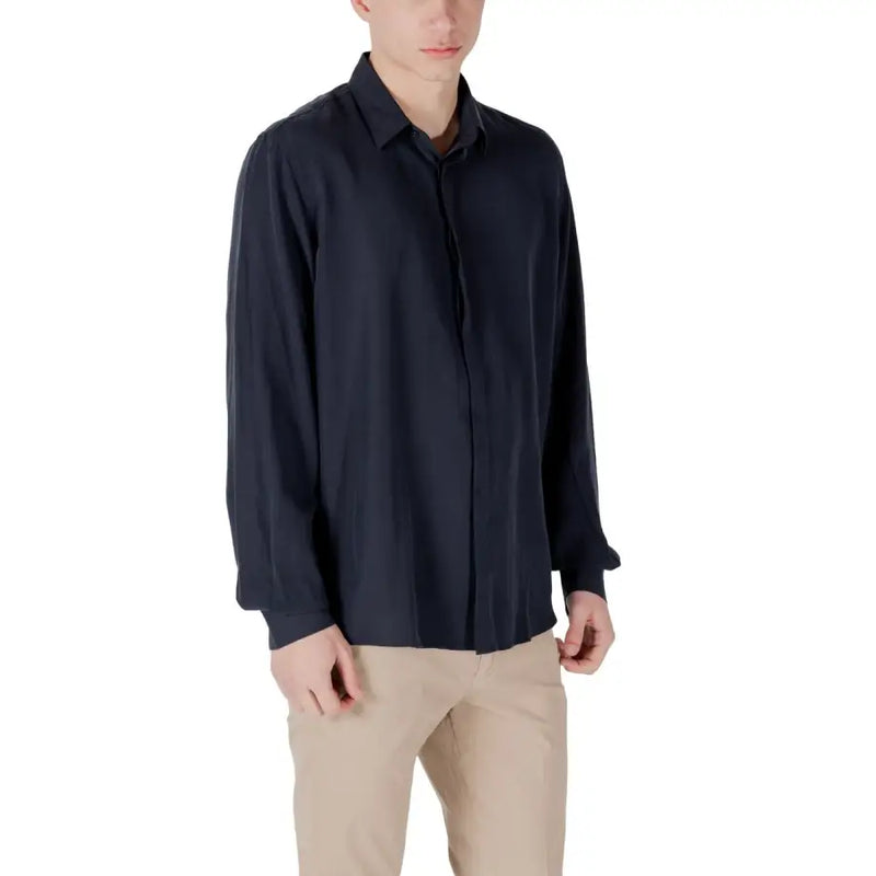 Antony Morato Chemise homme bleu marine foncé à manches longues, boutonnée, avec col classique et finition de tissu légèrement brillante