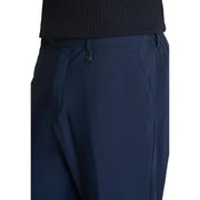 Antony Morato Pantalon homme bleu marine en tissu lisse et élégant, avec de discrets plis sur le devant pour une coupe ajustée.