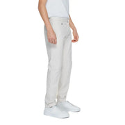 Antony Morato Pantalon chino blanc pour homme, coupe ajustée et plis discrets pour une allure soignée.