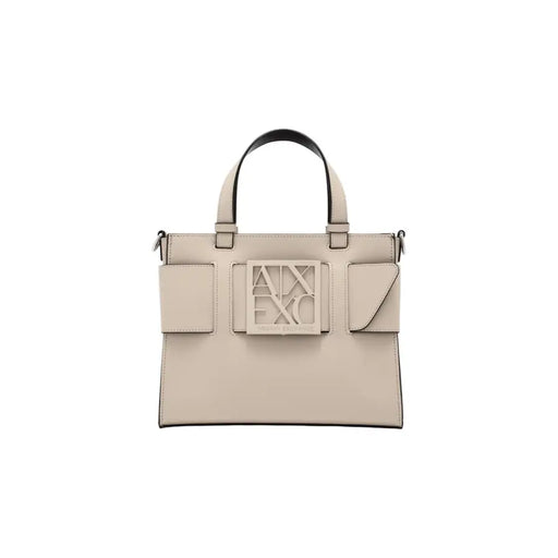 Armani Exchange Sac à main en cuir beige avec anses noires et plaque logo Axe