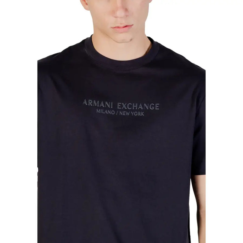Armani Exchange T-shirt en coton noir pour homme avec broderie argentée discrète. armani exchange Milan, New York