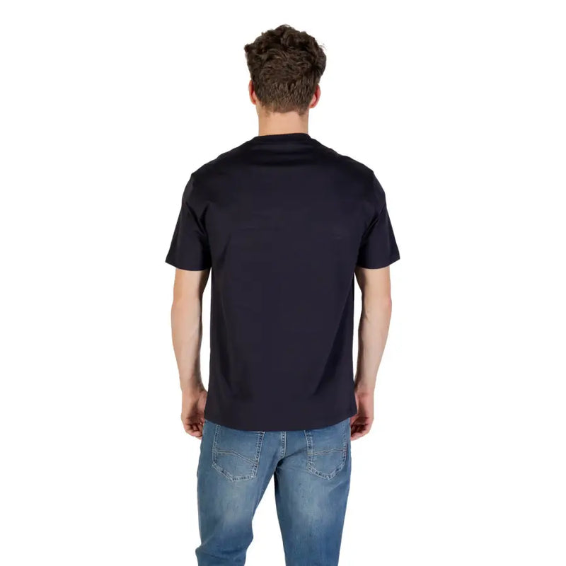 Armani Exchange T-shirt noir à manches courtes et col rond t-shirt en coton pour hommes avec un motif imprimé bleu