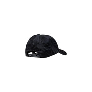 Armani Exchange Casquette noire pour homme avec un motif texturé discret et une sangle réglable, vue de face
