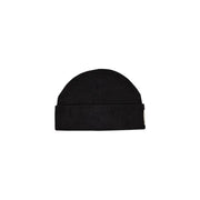 Armani Exchange Bonnet noir côtelé pour homme, avec revers et étiquette blanche sur le côté (vue de face)