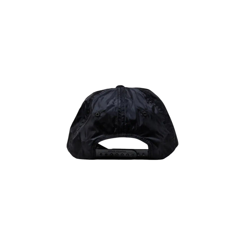 Armani Exchange Casquette pour homme noire en tissu réfléchissant brillant avec sangle réglable, vue de face