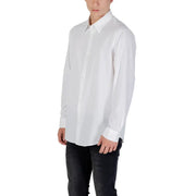 Armani Exchange classic white long sleeve men’s shirt with a crisp button-down front and neatly folded cuffs