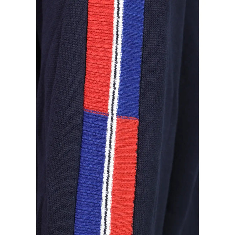Armani Exchange Pull en coton pour homme, en maille bleu marine avec de larges rayures verticales rouges et bleu roi (vue de face)