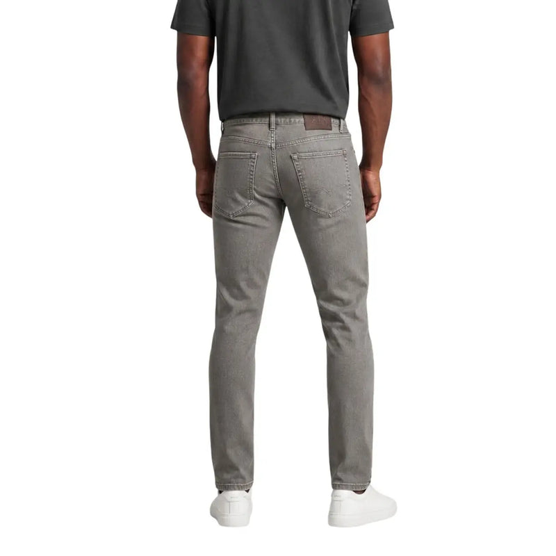 Armani Exchange Jean pour homme en denim gris, coupe slim, passant de ceinture en cuir marron, vue de face