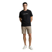 Calvin Klein t-shirt pour homme, noir avec logo blanc sur la poitrine, vue de face
