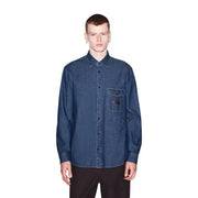 Armani Exchange Chemise homme en denim bleu de coton avec poche poitrine et petite étiquette marron, modèle classique à manches longues