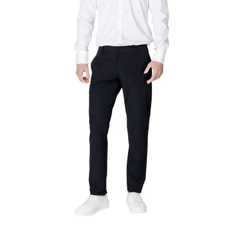 Tailleur noir Armani Exchange Pantalon en coton pour homme, coupe moderne et élégante, plis discrets, idéal pour le printemps et l'été.