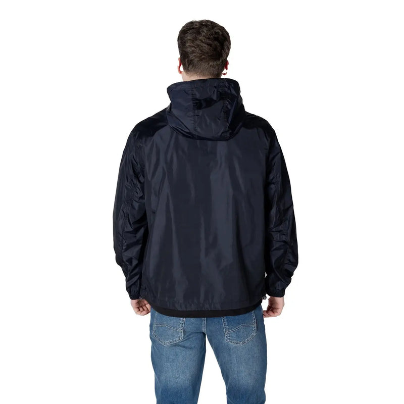 Armani Exchange Blazer à capuche bleu en polyamide pour homme, avec une élégante veste coupe-vent à capuche noire et des détails de coutures discrets.