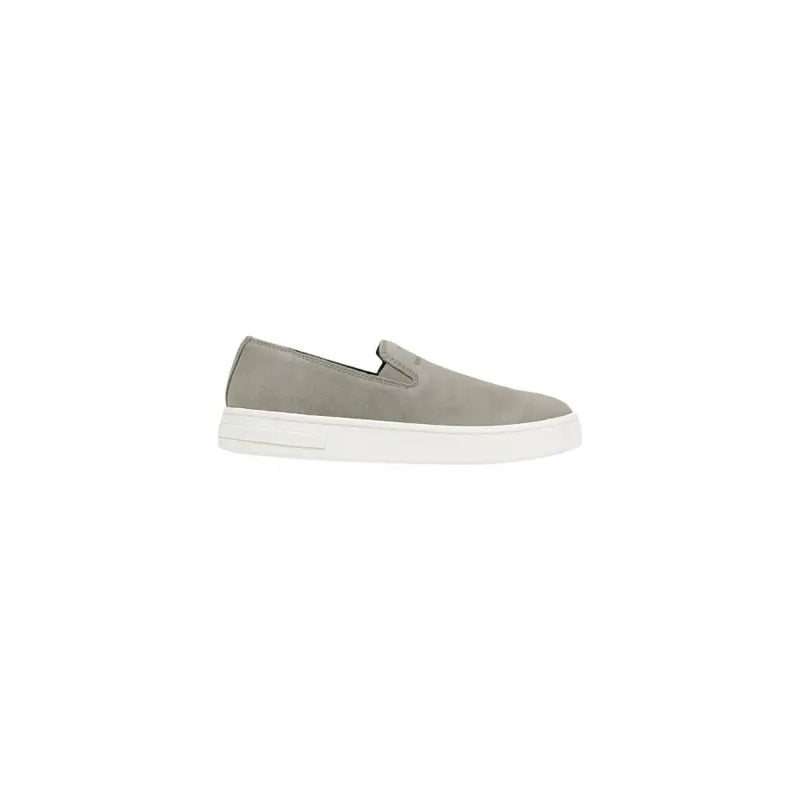 Armani Exchange Mocassin en cuir pour homme, bleu, pointure 45 (présenté ici comme une basket sans lacets en daim gris avec semelle en caoutchouc blanc).