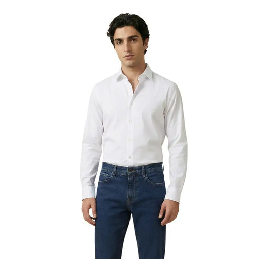 Armani Exchange Chemise blanche à manches longues pour homme, col classique et fermeture boutonnée sur le devant