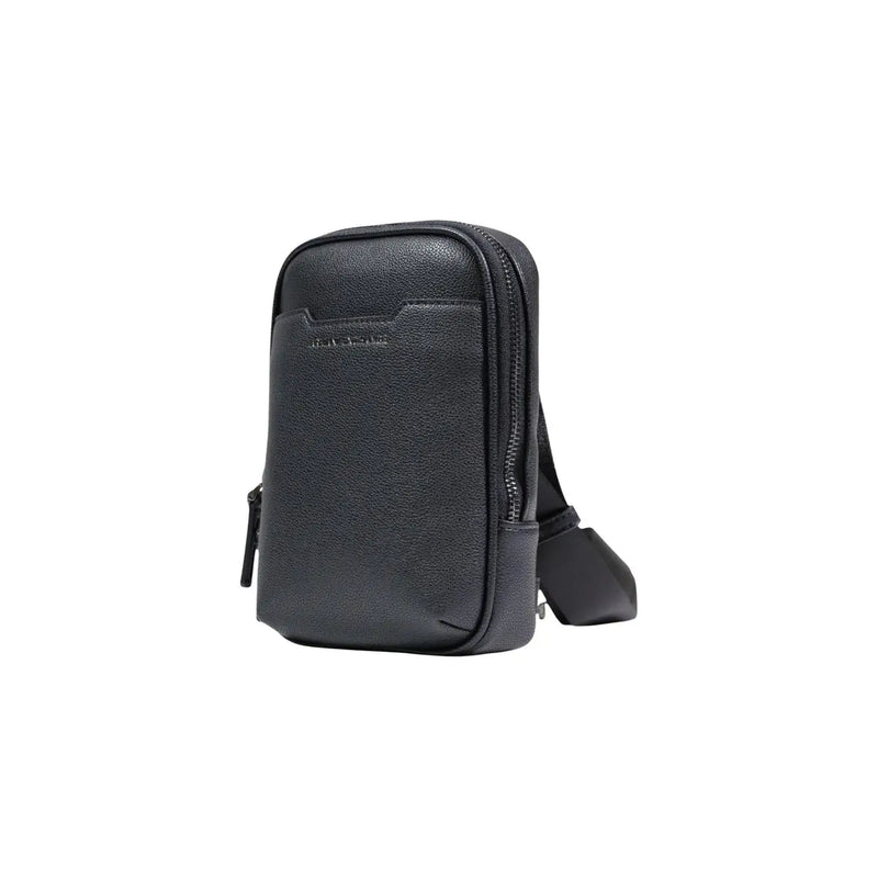 Armani Exchange Sac bandoulière homme en cuir noir texturé, au design minimaliste et élégant, avec bandoulière ajustable.