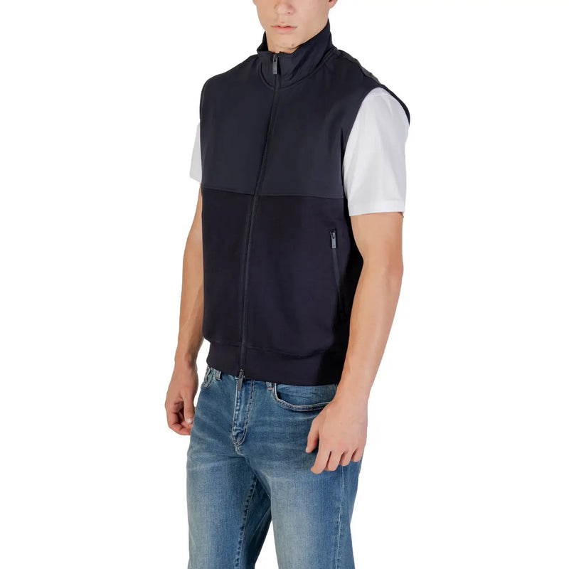 Armani Exchange men sleeveless zip sweatshirt in black cotton with white short sleeves and subtle side pocket