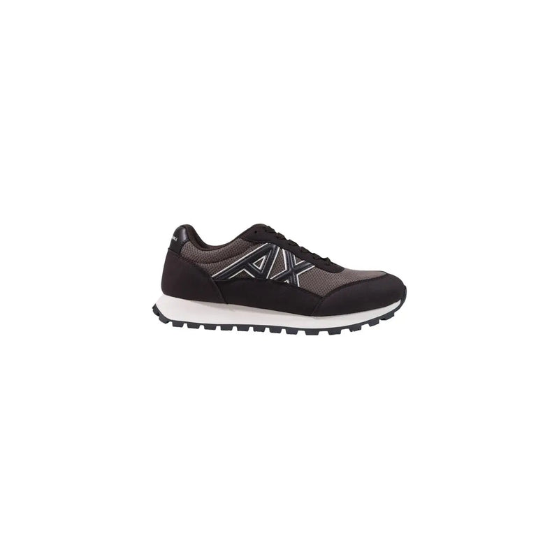 Armani Exchange Baskets pour hommes noires et grises à tige en mesh, semelle blanche et logo géométrique pour une utilisation sportive