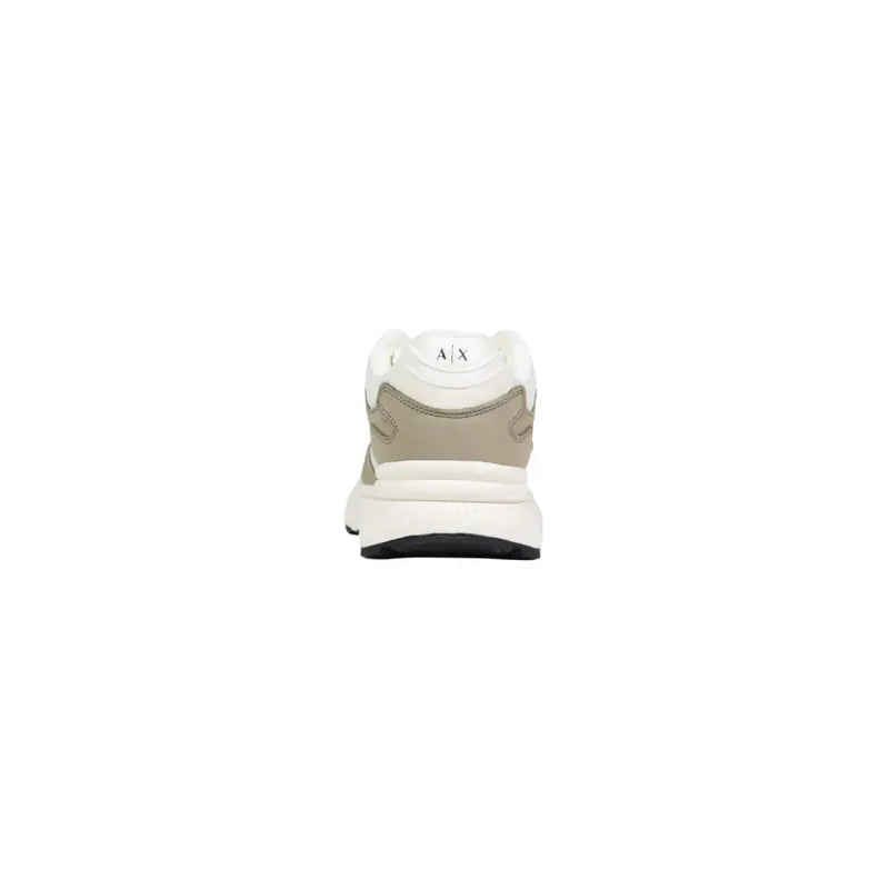 Armani Exchange Baskets pour hommes en polyester blanc et beige avec semelle épaisse et lacets verts.