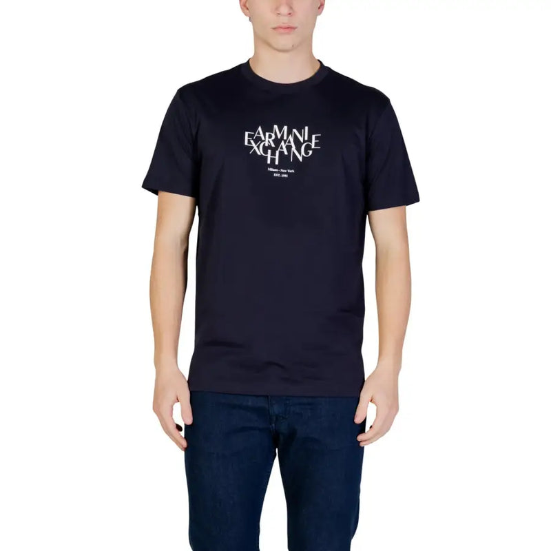 Armani Exchange hommes t-shirt en coton noir avec imprimé graphique blanc sur la poitrine pour une tenue décontractée