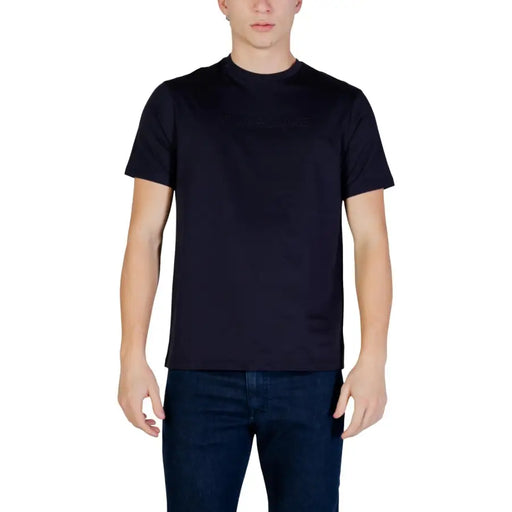 Armani Exchange pull noir pour homme t-shirt avec un logo discret en relief sur la poitrine, en matière de coton
