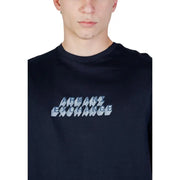 Noir Armani Exchange col rond t-shirt logo gris clair et blanc stylisé géométriquement pour hommes