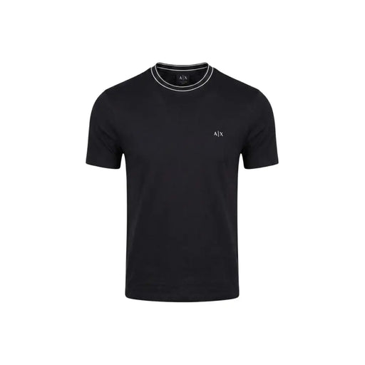 Noir Armani Exchange hommes t-shirt avec un col blanc et un petit logo brodé sur la poitrine